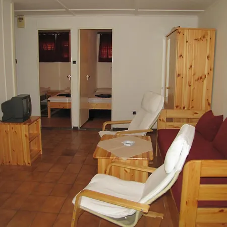 Aranypart & Campsite