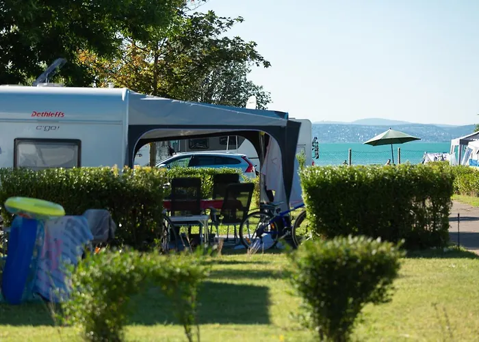 Kamp alanı Aranypart & 2*